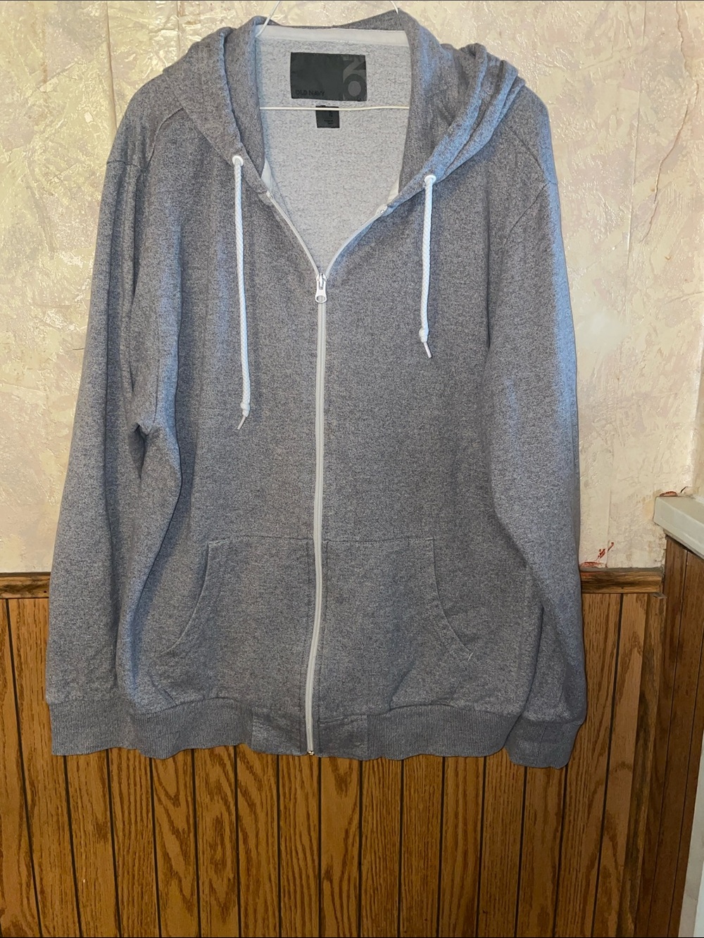 Gray & white zip up old navy hoodie (XL)